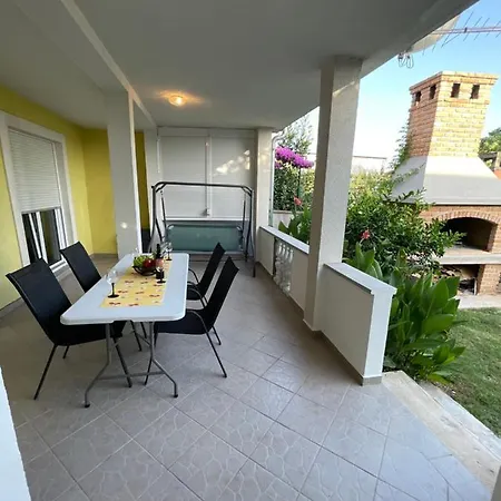 Apartment Holiday Zadar Exterior photo